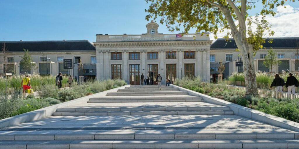La gare d’Avignon Centre fait peau neuve